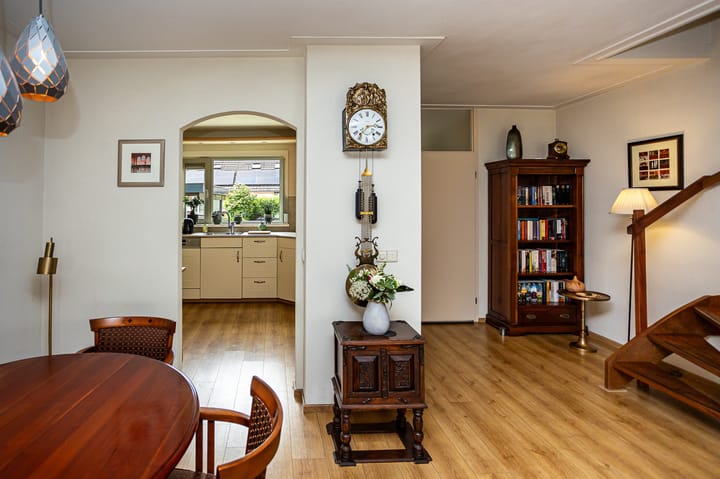 Foto 9 van Hobbemaweg 5