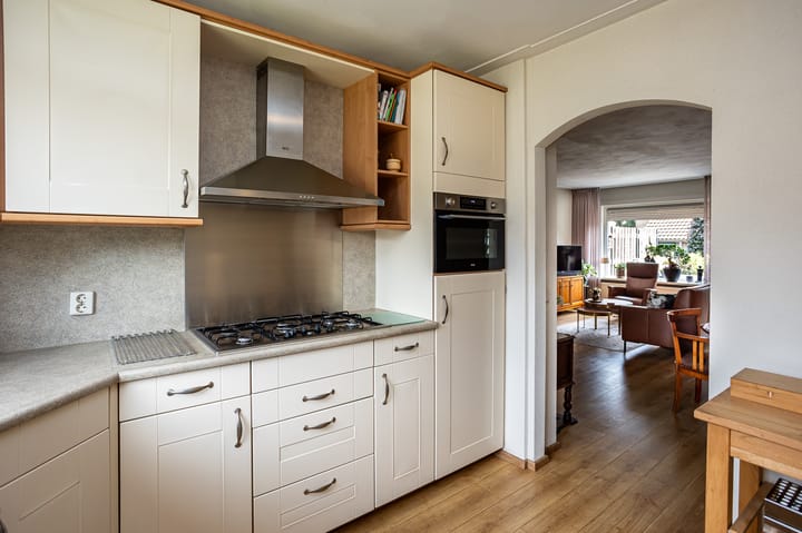 Foto 12 van Hobbemaweg 5