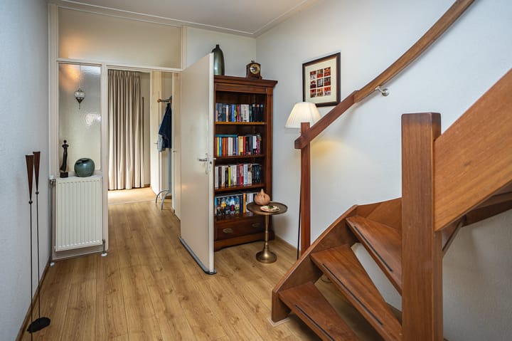 Foto 13 van Hobbemaweg 5