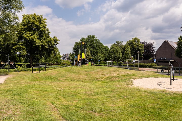 Foto 38 van Hobbemaweg 5