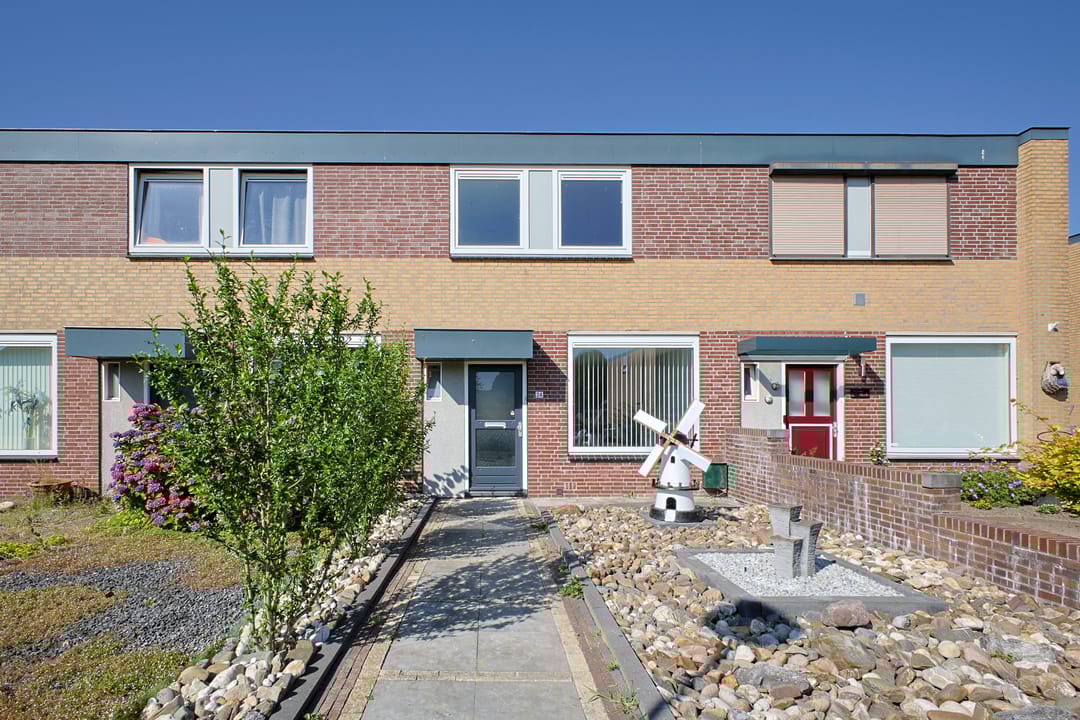 Photo 1 of Pastoor Wolfsstraat 24