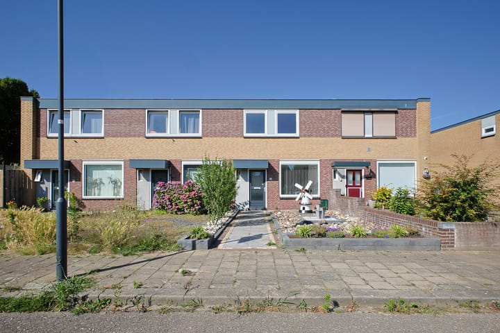 Foto 5 van Pastoor Wolfsstraat 24