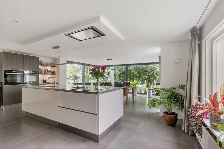 Foto 2 van Selleland 3