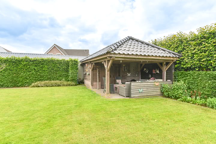 Foto 42 van Wijkstraat 128