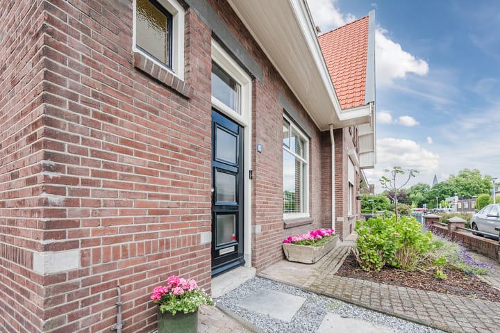 Foto 14 van Burgemeester van Loonstraat 65