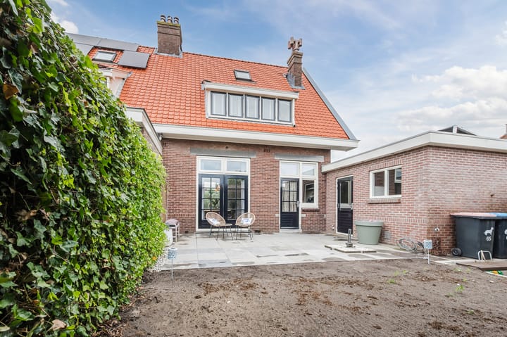 Foto 62 van Burgemeester van Loonstraat 65