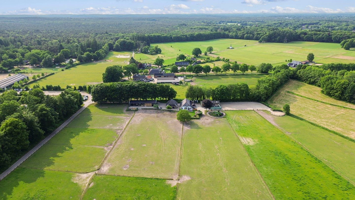 View photo 4 of Priesnitzlaan 6