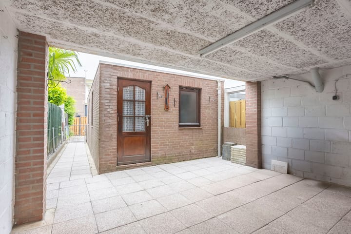 Foto 16 van Zwaluwstraat 18