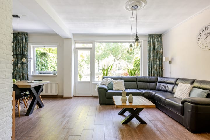 Foto 15 van Bristolroodstraat 134