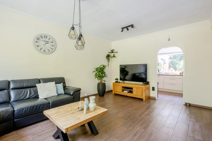 Foto 20 van Bristolroodstraat 134