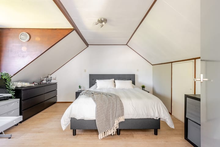 Foto 44 van Bristolroodstraat 134