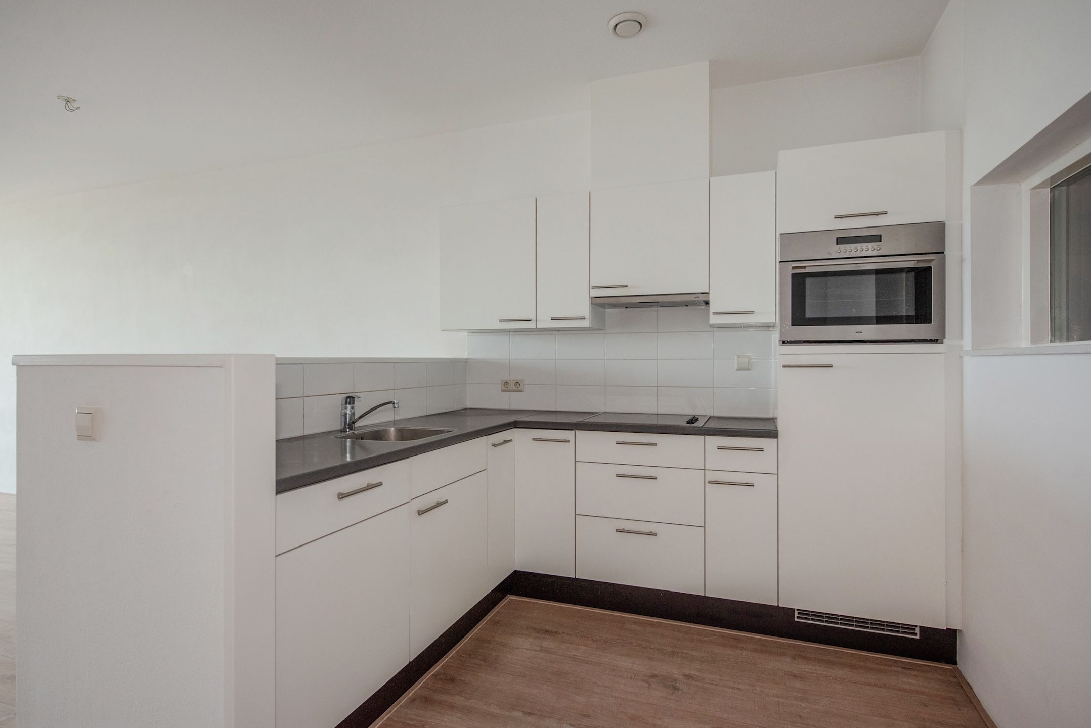 Foto 9 van Klaroenstraat 303