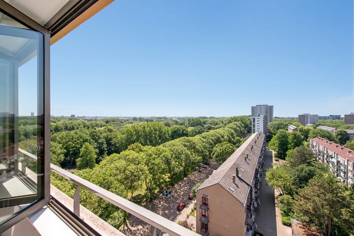 Foto 22 van Klaroenstraat 303