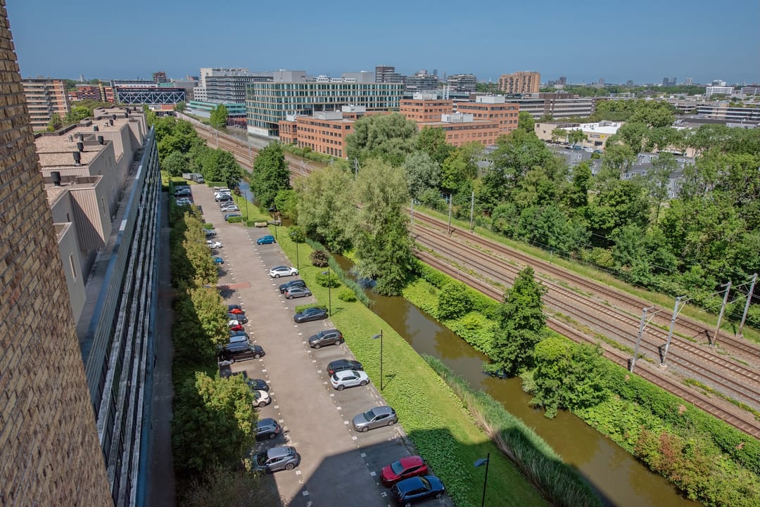 Foto 26 van Klaroenstraat 303