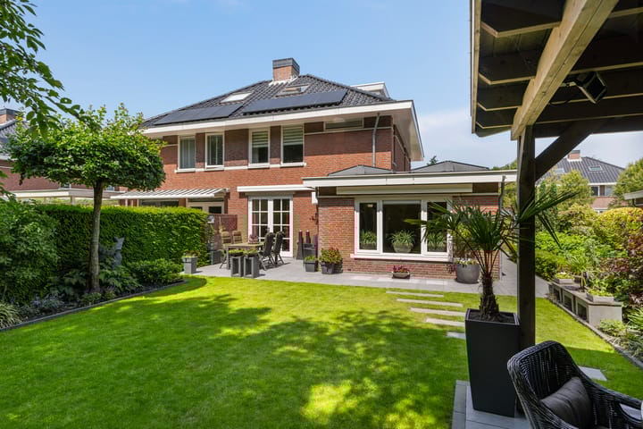 Foto 2 van Hoevelaan 5