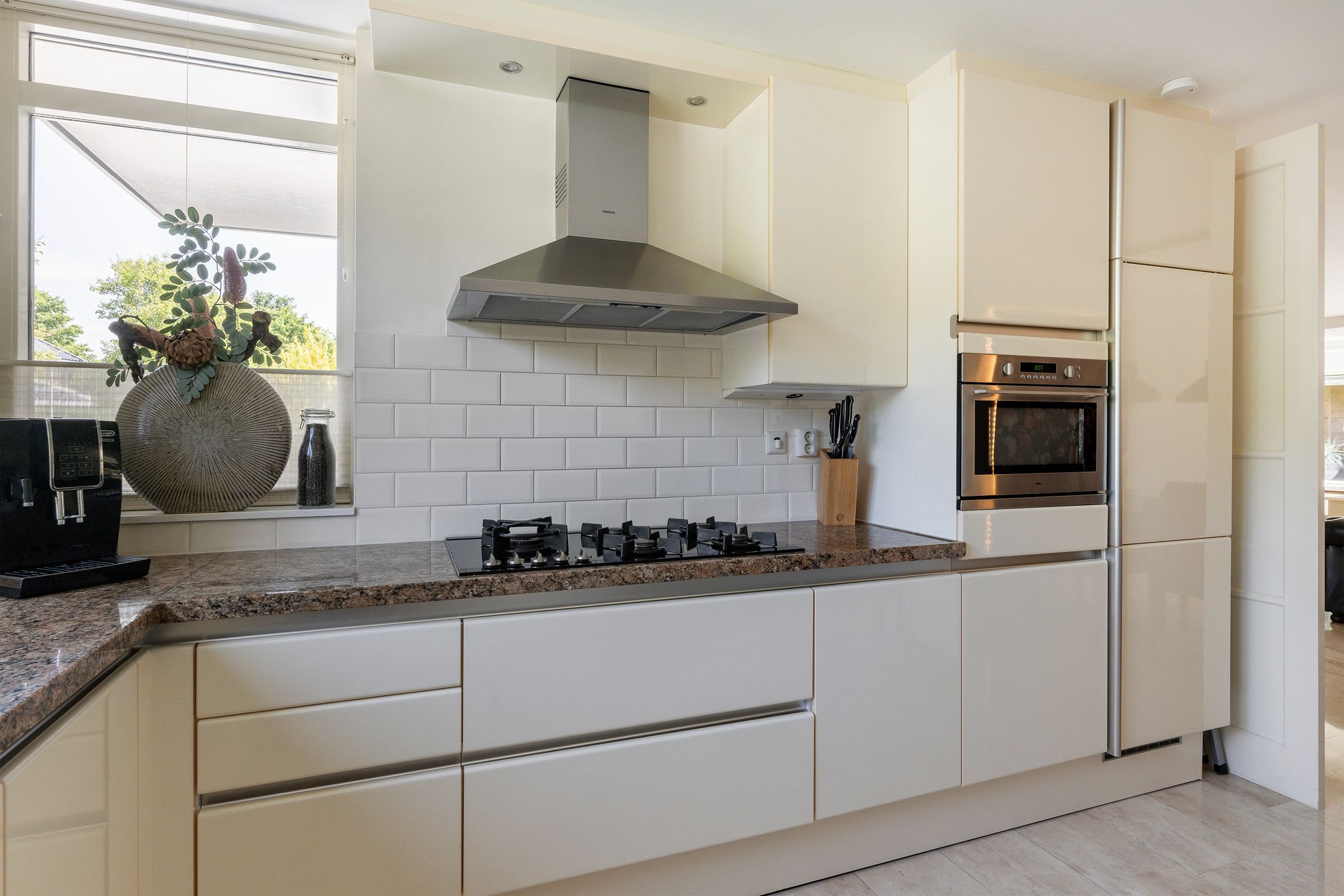 Photo 9 of Hoevelaan 5