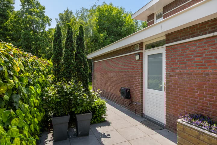 Foto 19 van Hoevelaan 5