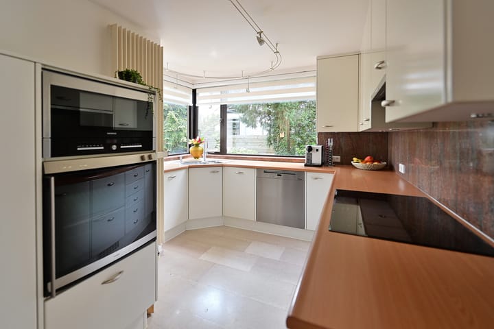 Photo 7 of Burgemeester Schooklaan 3