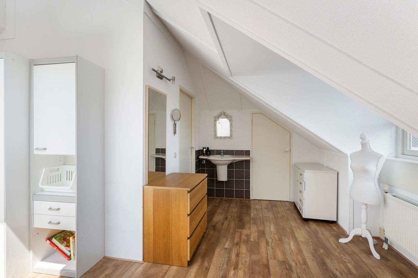 Photo 35 of Hoevelaan 5