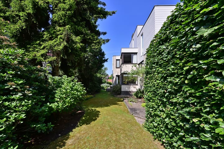 Photo 24 of Burgemeester Schooklaan 3