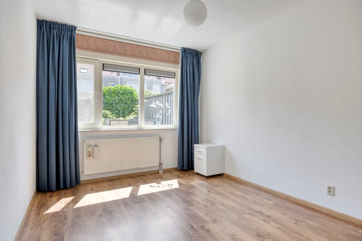 Photo 18 of Draaitor 12