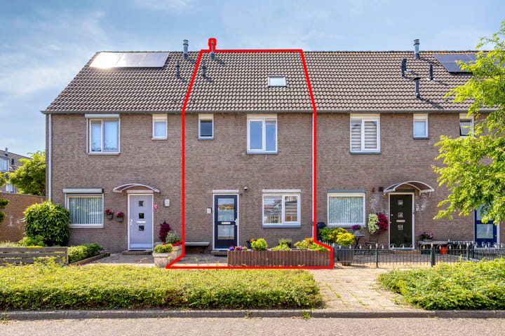 Foto 5 van Roos van Dekemastraat 21