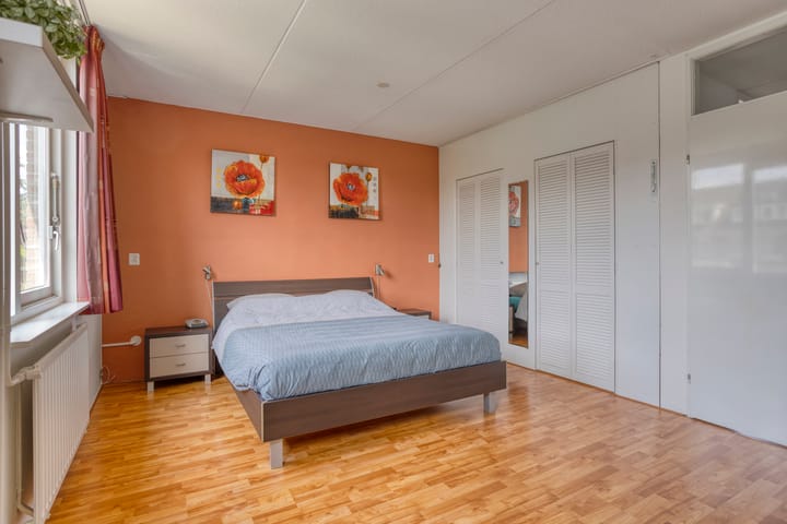 Foto 15 van Roos van Dekemastraat 21