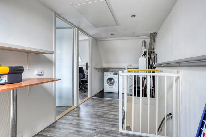 Foto 19 van Roos van Dekemastraat 21