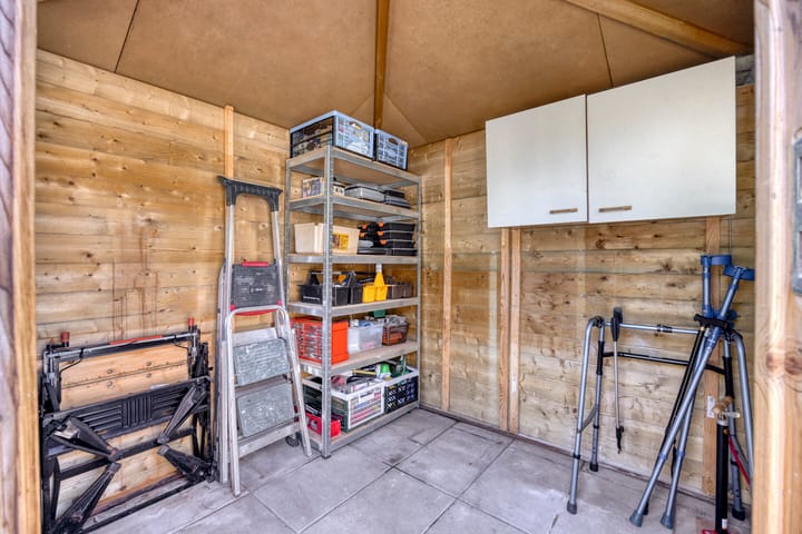 Photo 35 of Draaitor 12