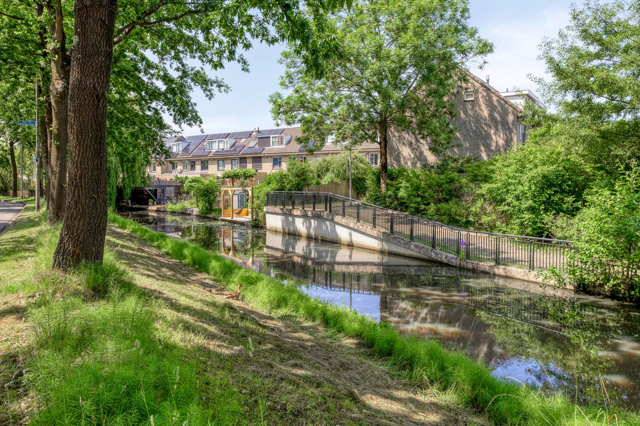 Foto 27 van Roos van Dekemastraat 21