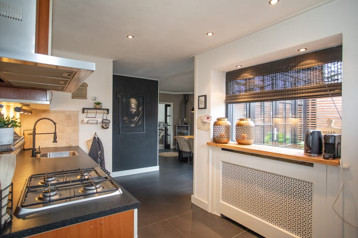 Photo 24 of Jacobsonstraat 32