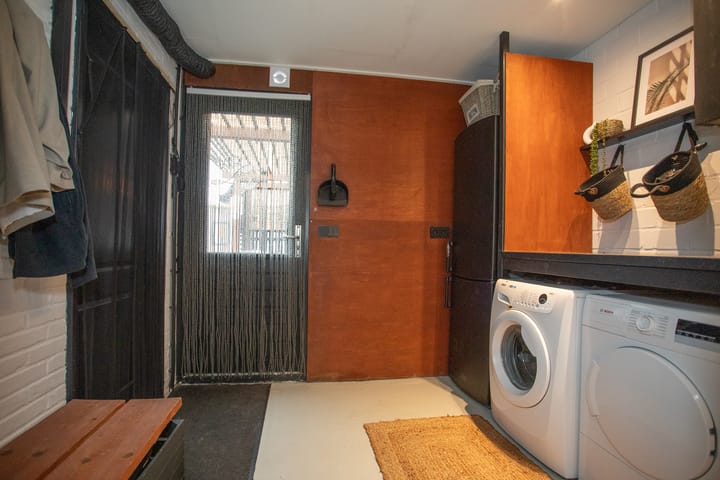 Photo 27 of Jacobsonstraat 32