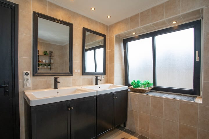 Photo 39 of Jacobsonstraat 32