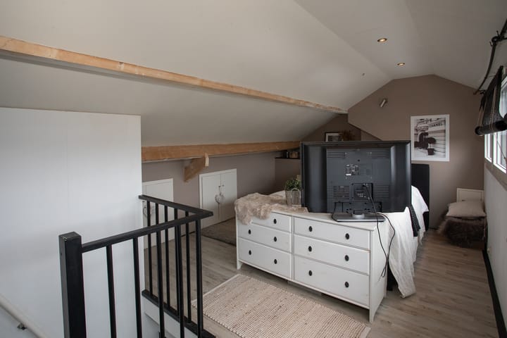 Photo 41 of Jacobsonstraat 32