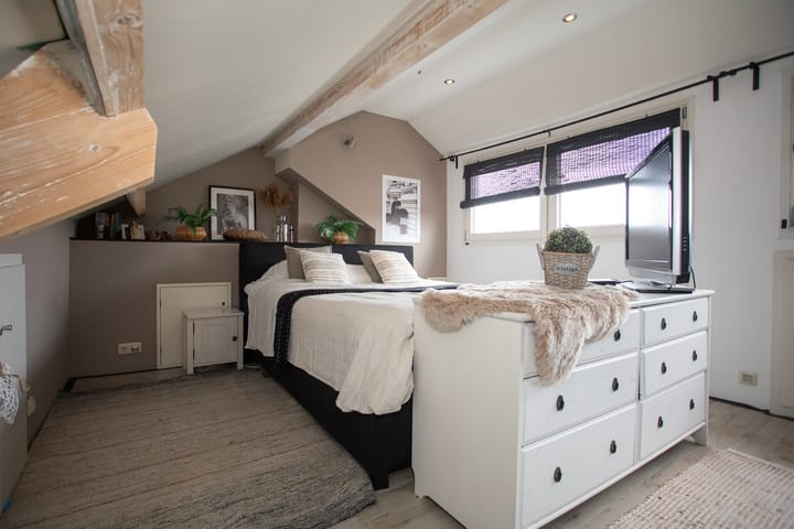 Photo 42 of Jacobsonstraat 32