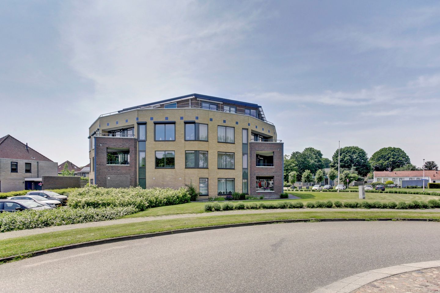 Foto 4 van Meester Kroezestraat 34