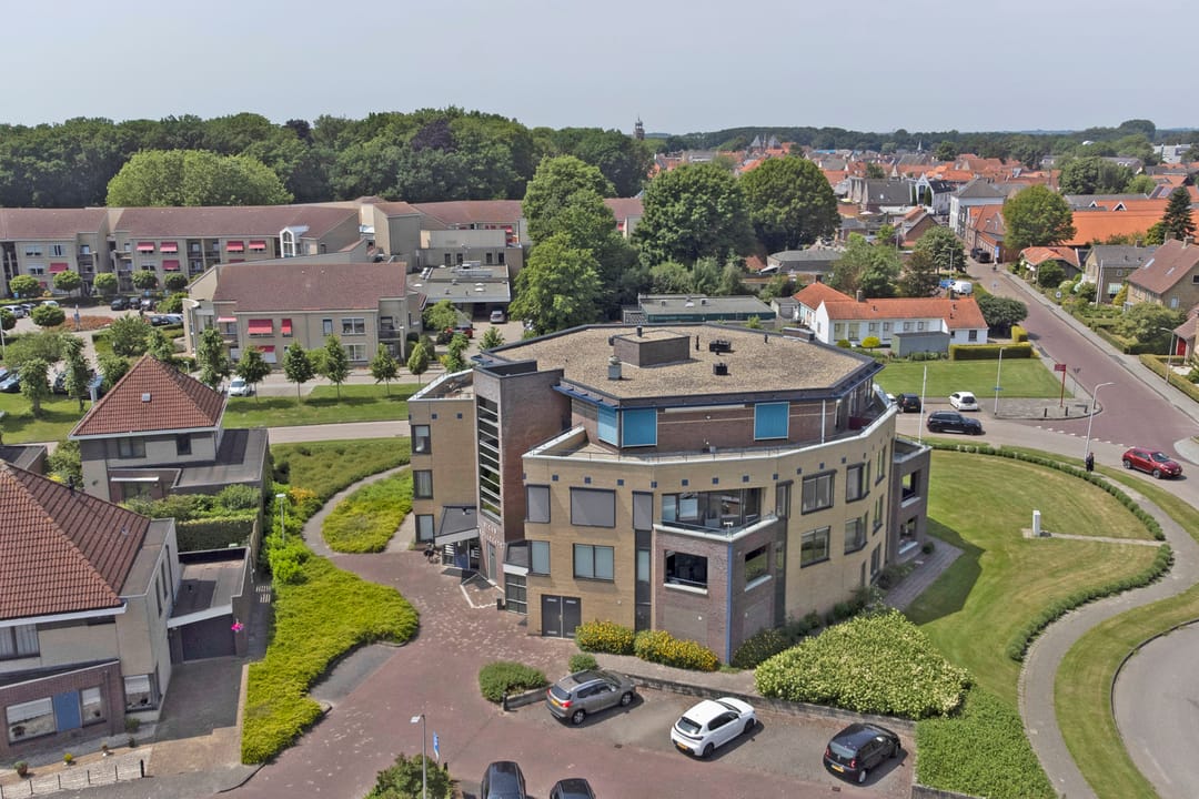 Foto 28 van Meester Kroezestraat 34