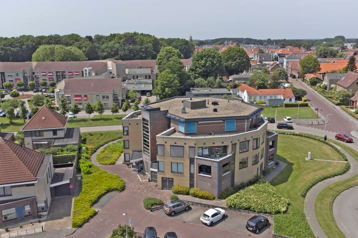 Foto 28 van Meester Kroezestraat 34