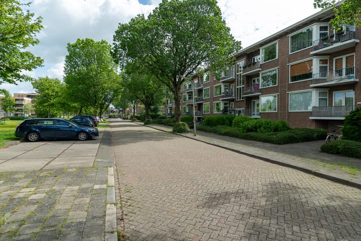 Foto 33 van Iepenstraat 6-C