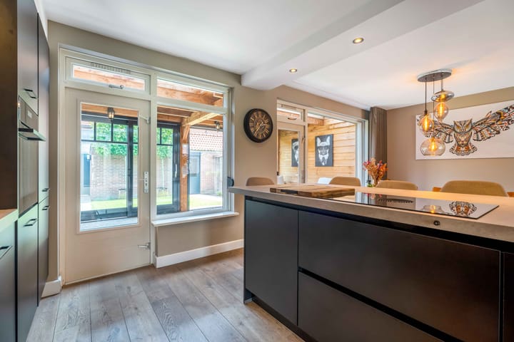 Foto 11 van Blazoen 8