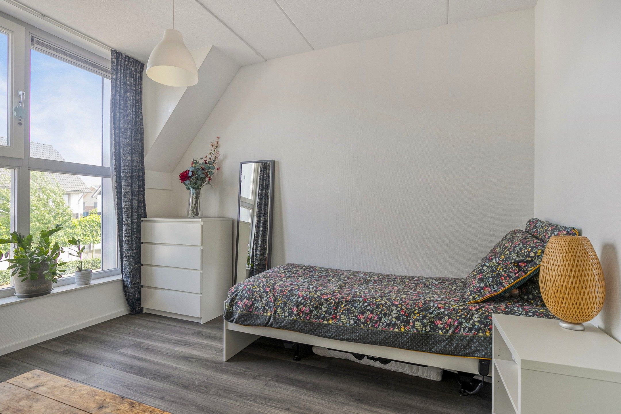 Photo 15 of Kamille 9