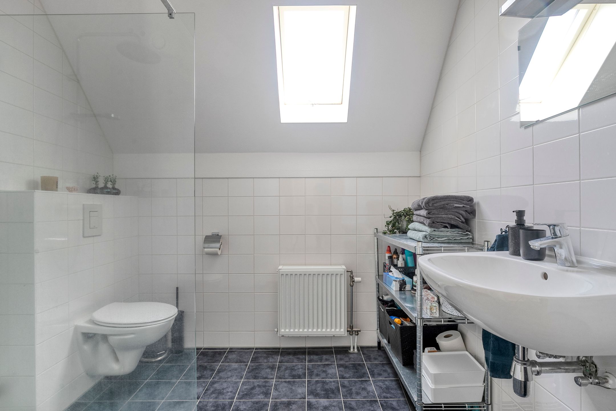 Photo 18 of Kamille 9