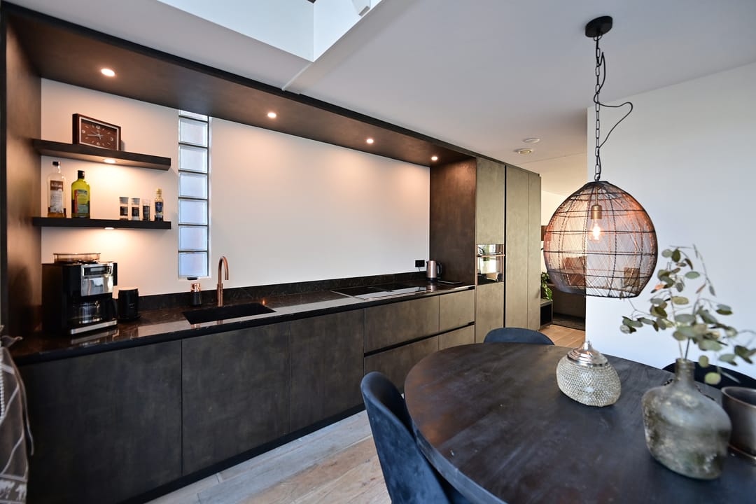 Photo 13 of Purperreiger 24