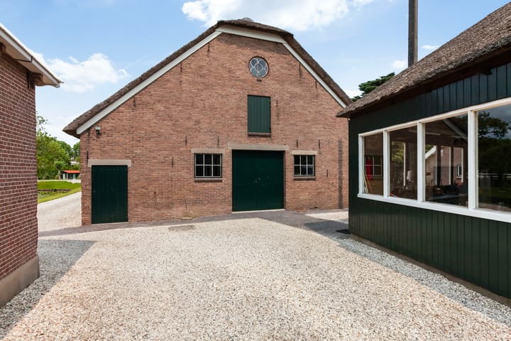 Foto 36 van Kromwijkerdijk 11