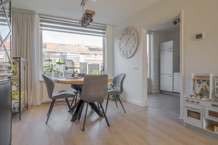 Foto 17 van Begoniastraat 6