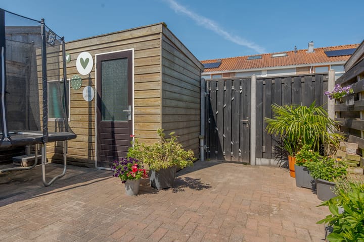 Foto 39 van Begoniastraat 6