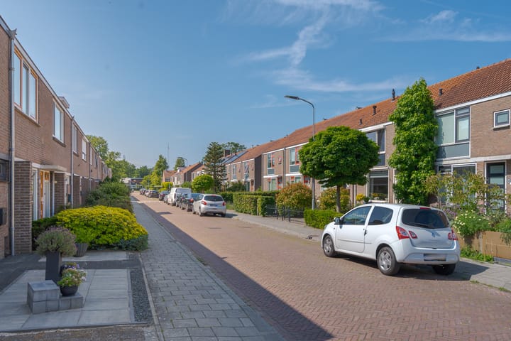 Foto 42 van Begoniastraat 6