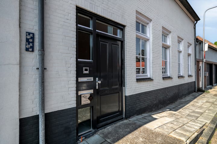 Photo 8 of Oost Achterweg 15