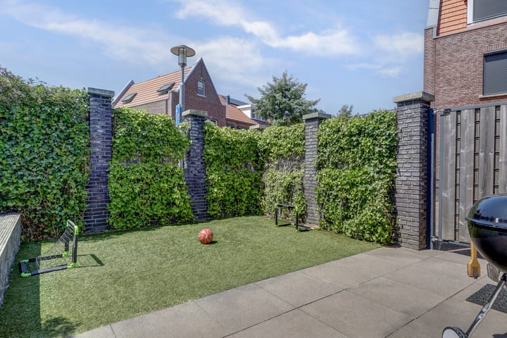 Foto 48 van Mr. C.A. Bosstraat 1