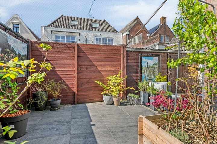 Photo 35 of Oost Achterweg 15